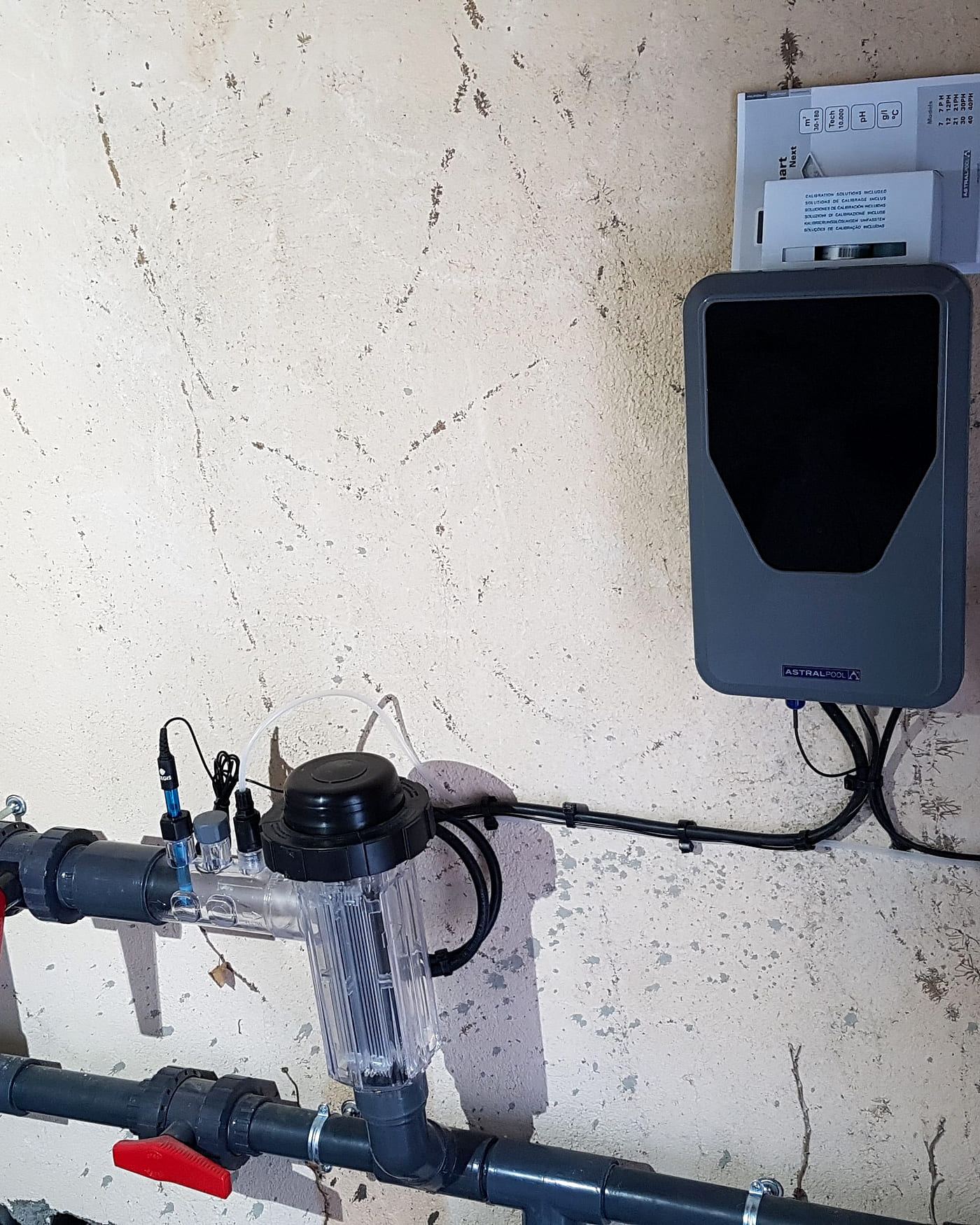 Régulation automatique du traitement de l'eau d'une piscine, Pézilla-la-Rivière